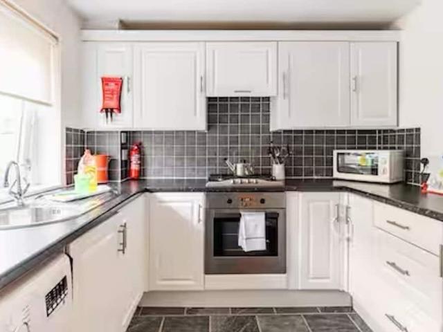 City of Edinburgh, EH8 8DZ, United Kingdom | 1 bed apartment for rent #96301059 | Rentberry