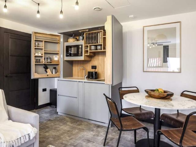 City of Edinburgh, EH8 8DD, United Kingdom | 2 bed apartment for rent #147463164 | Rentberry