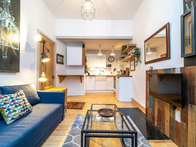 City of Edinburgh, EH8 8ET, United Kingdom | 1 bed apartment for rent #96676961 | Rentberry