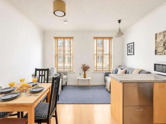 City of Edinburgh, EH8 9BZ, United Kingdom | 1 bed apartment for rent #176005833 | Rentberry