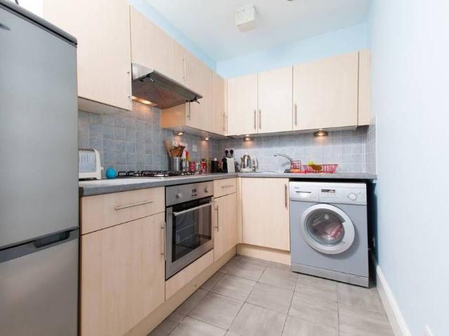 City of Edinburgh, EH9 1QG, United Kingdom | 2 bed apartment for rent #96124079 | Rentberry