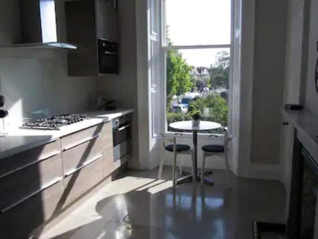 City of Edinburgh, EH9 2HQ, United Kingdom | 1 bed apartment for rent #96277510 | Rentberry