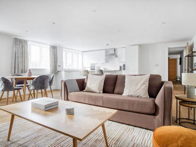 City Of Westminster W2, 2 bed flat to rent, £4,450 pcm | PrimeLocation