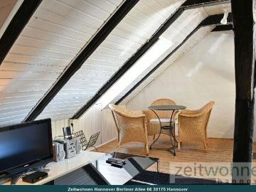 City Altstadt, Fußgängerzone, historischer Altbau, 4 Zimmer, gute Ausstattung