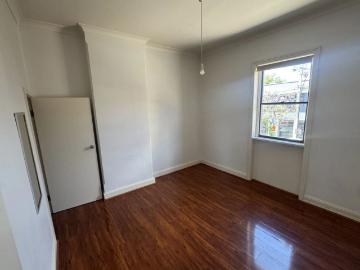 City Apartment in a Highly Sought After Location Please apply via Tenantoptions.com.au