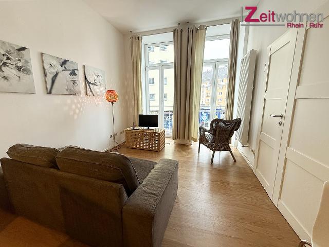 City Apartment: Modern furnished with french Balcony in the south of Cologne – euhabitat