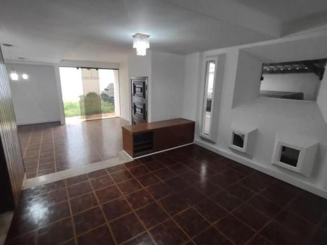 City Campo Grande Sobrado em condominio fecha com segurança
