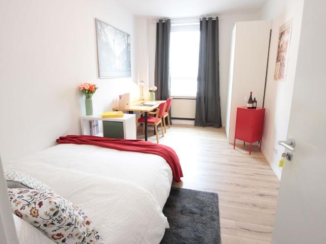 ❣City Center Apartment Near Nightlife & Shopping, Dusseldorf Amsterdam Apartments for Rent