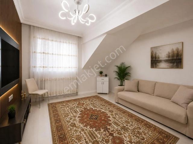 City Center Avm'ye 1 Dk! Alban'dan Bahçe Kullanımlı 100 M² 2+1 !