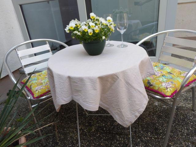 City center Bright, quiet 2 room apartment in Erlangen, Erlangen Amsterdam Apartments for Rent