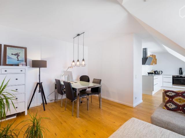 City center: Stylishly furnished 2 room city apartment, near Kö, modern upscale, Dusseldorf Amsterdam Apartments for Rent