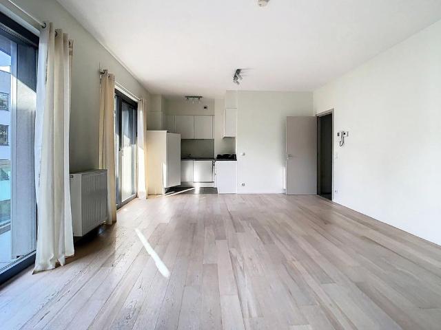 City Center: Superb 2 bedroom apartment + terrace