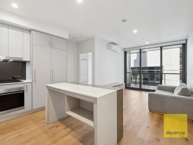 City Central Unfurnished Apartment with Resort Style Amenities