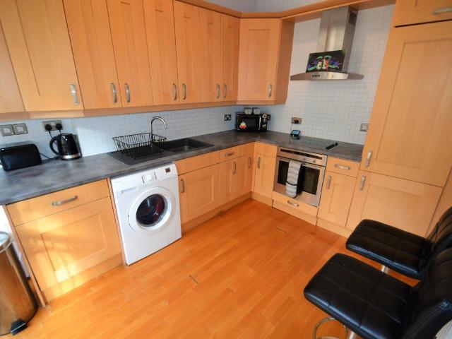 City Centre, Bristol BS1, 2 bed flat to rent, £1,900 pcm | PrimeLocation