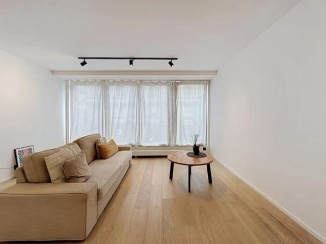 CITY CENTRE | Renovated 1 bedroom apartment