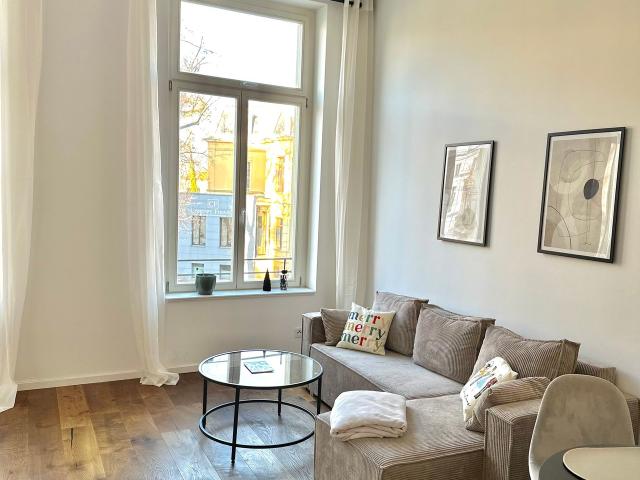 City close two room apartment, Leipzig Amsterdam Apartments for Rent