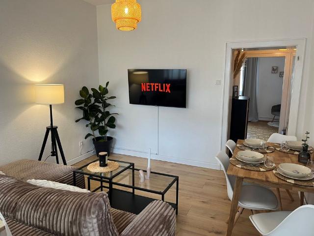 City Comfort Essen residential home with balcony, Essen Amsterdam Apartments for Rent