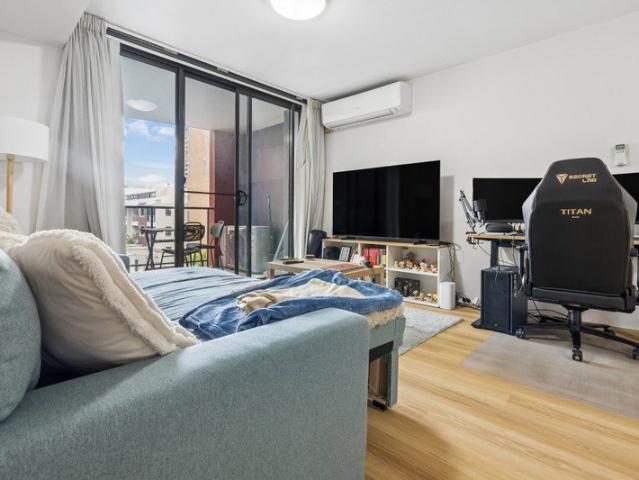 City Convenience with a Touch of Character