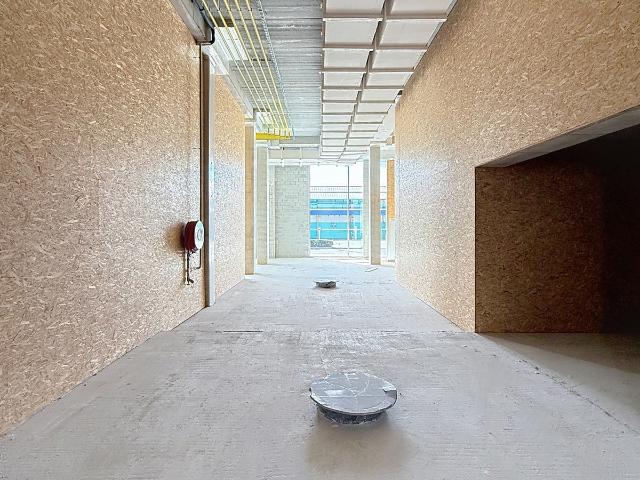 Directly with the owner furnished studio