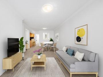 City Fringe Living in Boutique Complex