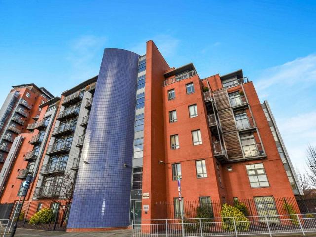 City Gate 1, Blanytre Street, Castlefield, Manchester M15, 2 bed flat to rent, £1,200 pcm | PrimeLocation