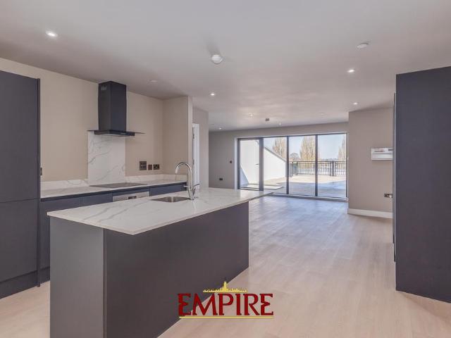 City Green, 2094 Coventry Road B26 3YY 3 bed apartment to rent £2,500 pcm £577 pw
