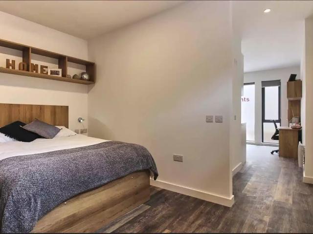 City Heights, Cardiff Student Accommodation | Amber