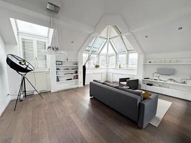 CITY HIGHLIGHT, GONZAGAGASSE, klimatisiertes 128 m2 Dachgeschoss mit 14 m2 Terrasse, 3 Zimmer, Galerie, Küche, 2 Bäder, Parketten, Börse Nähe