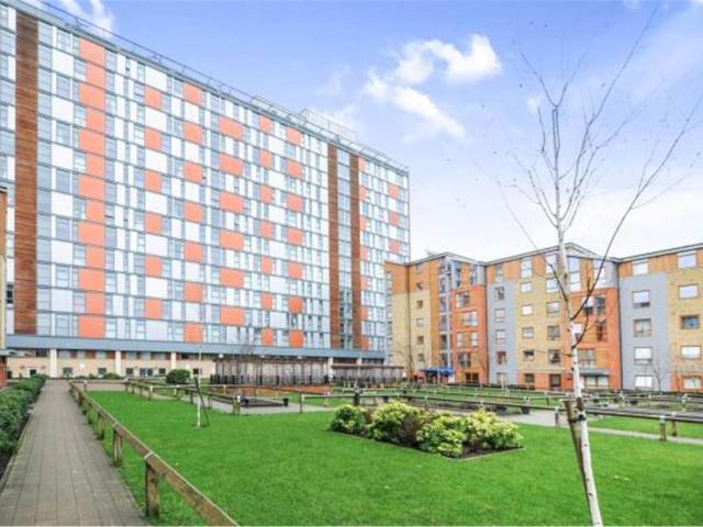 City House, CROYDON CR0 1 bed apartment to rent £1,395 pcm £322 pw
