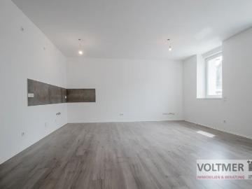 CITY LIFE – modern sanierte Mietwohnung mit Gemeinschaftsterrasse in Neunkirchen!