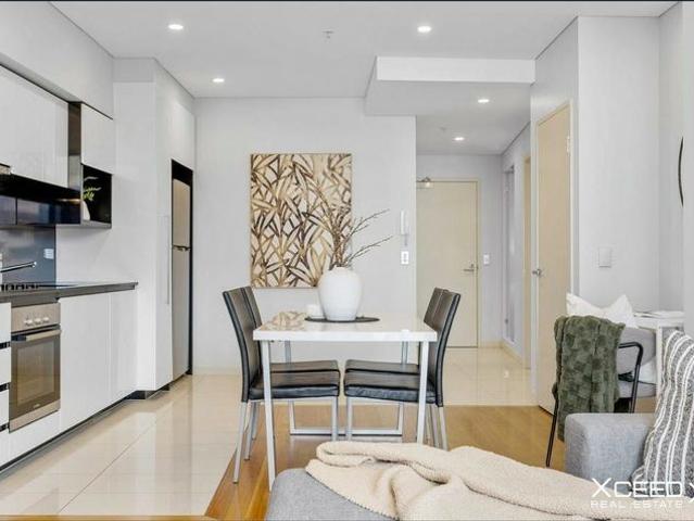 City Living with Views to Impress