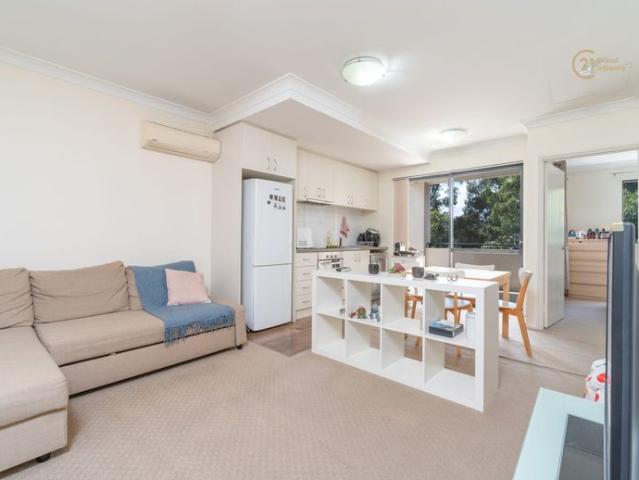 CITY LIVING APARTMENT @$670per week