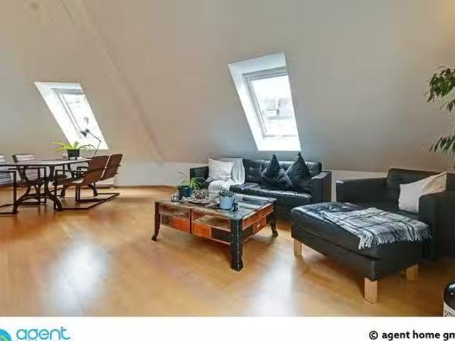 CITY LIVING – Gemütliches Apartment mit Stellplatz