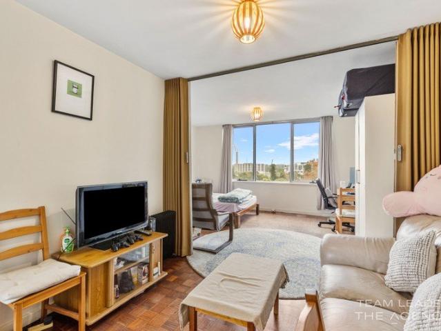 City Living in Prime East Perth Location