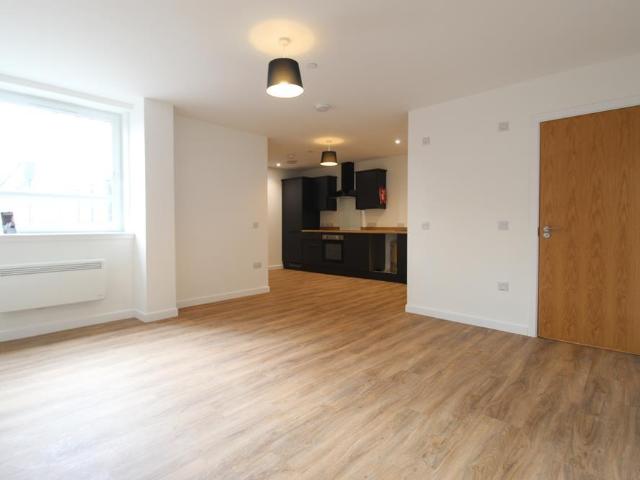 City Point, First Floor, Thistle. 1 bed flat to rent £699 pcm £161 pw