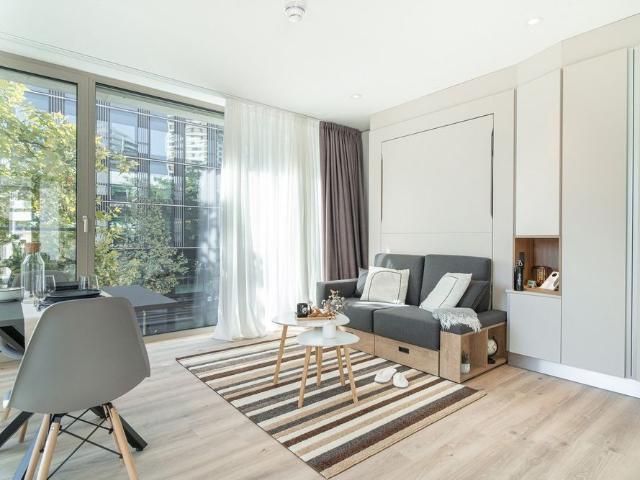 City Pop Zürich Oerlikon – Premium Living with Free Spa, Gym & Relax Area