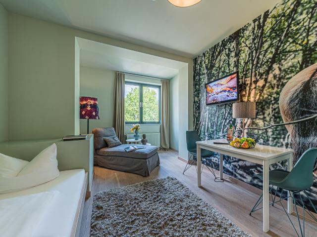 City Residence: 1 room apartment in an apartment building at Merianplatz – euhabitat