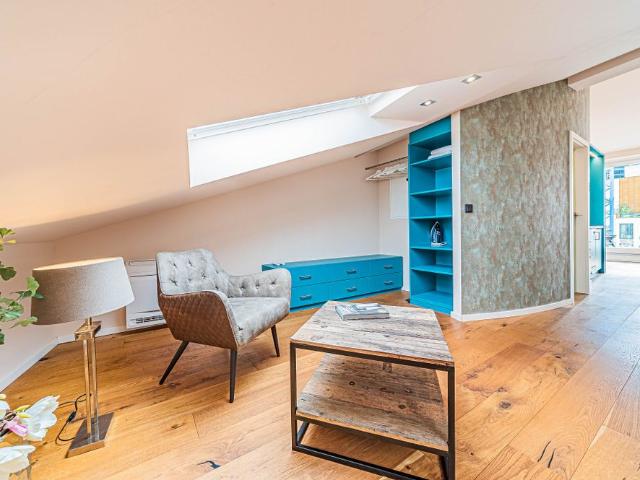 City Residence: Tolle Penthouse Wohnung mit Skylineblick und Dachterrasse