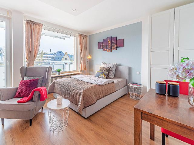 City Residence: Well equipped apartment in Oberursel right next to the S Bahn station – euhabitat