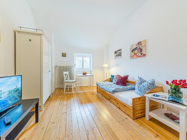 City Residence: Westend: Nice 1 room apartment on the 4th floor – euhabitat