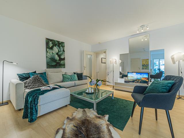 City Residence: Westend: Spacious, beautiful 2 room apartment with winter garden and garden – euhabitat