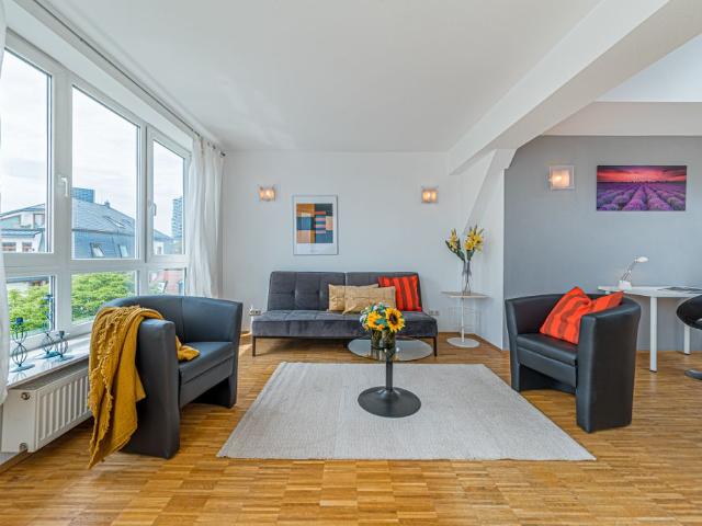 City Residence: Wohnung mit Lift und Dachterrasse im Westend