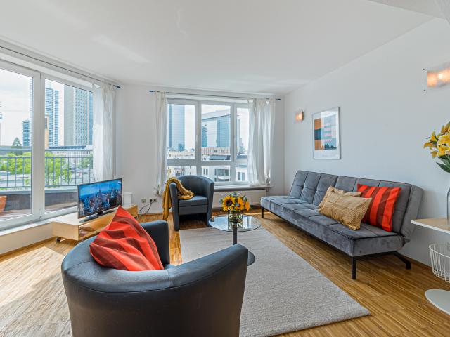 City Residence: Apartment with lift and roof terrace in the Westend – euhabitat