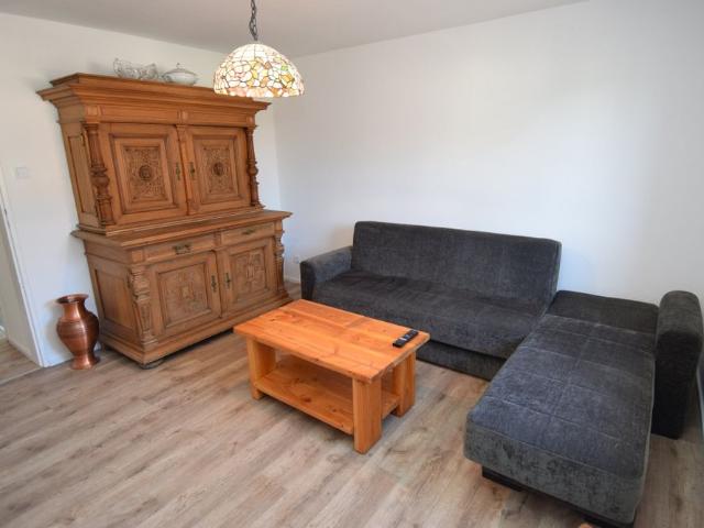 City Residence: Einfache ausgestattete, kleine 2 Zi. Wohnung am westlichen Stadtrand