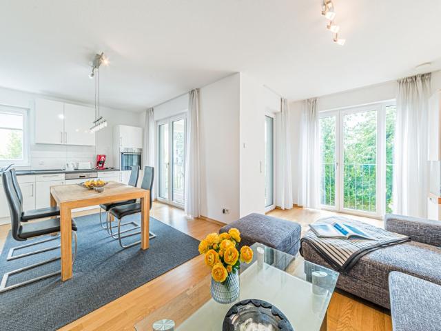 City Residence: Elegante 2 Zimmer Wohnung mit Balkon