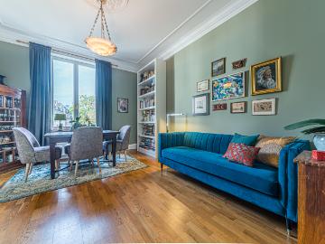 City Residence: Exclusive 2 room apartment with a balcony located in Sachsenhausen – euhabitat