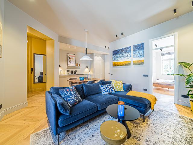 City Residence: Exclusive, bright, and modern apartment in Nordend – euhabitat