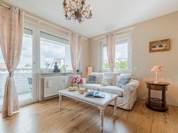 Am Bach, Frankfurt - Aufzug