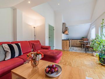 City Residence: Furnished 3 room apartment in Frankfurt Rödelheim – euhabitat