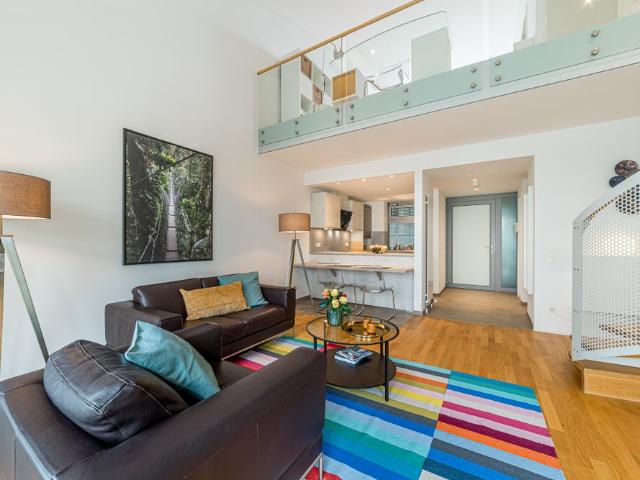 City Residence: Große und moderne 2 Zimmer Wohnung nahe dem Fluss Main